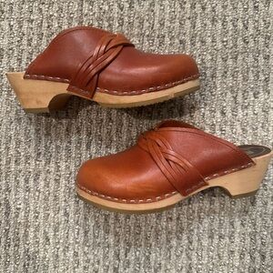 Skandals Brown Leather Clogs